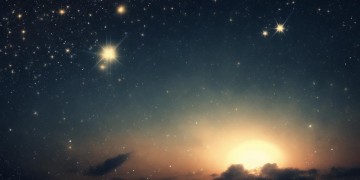 星星躲着太阳究竟是哪首歌？